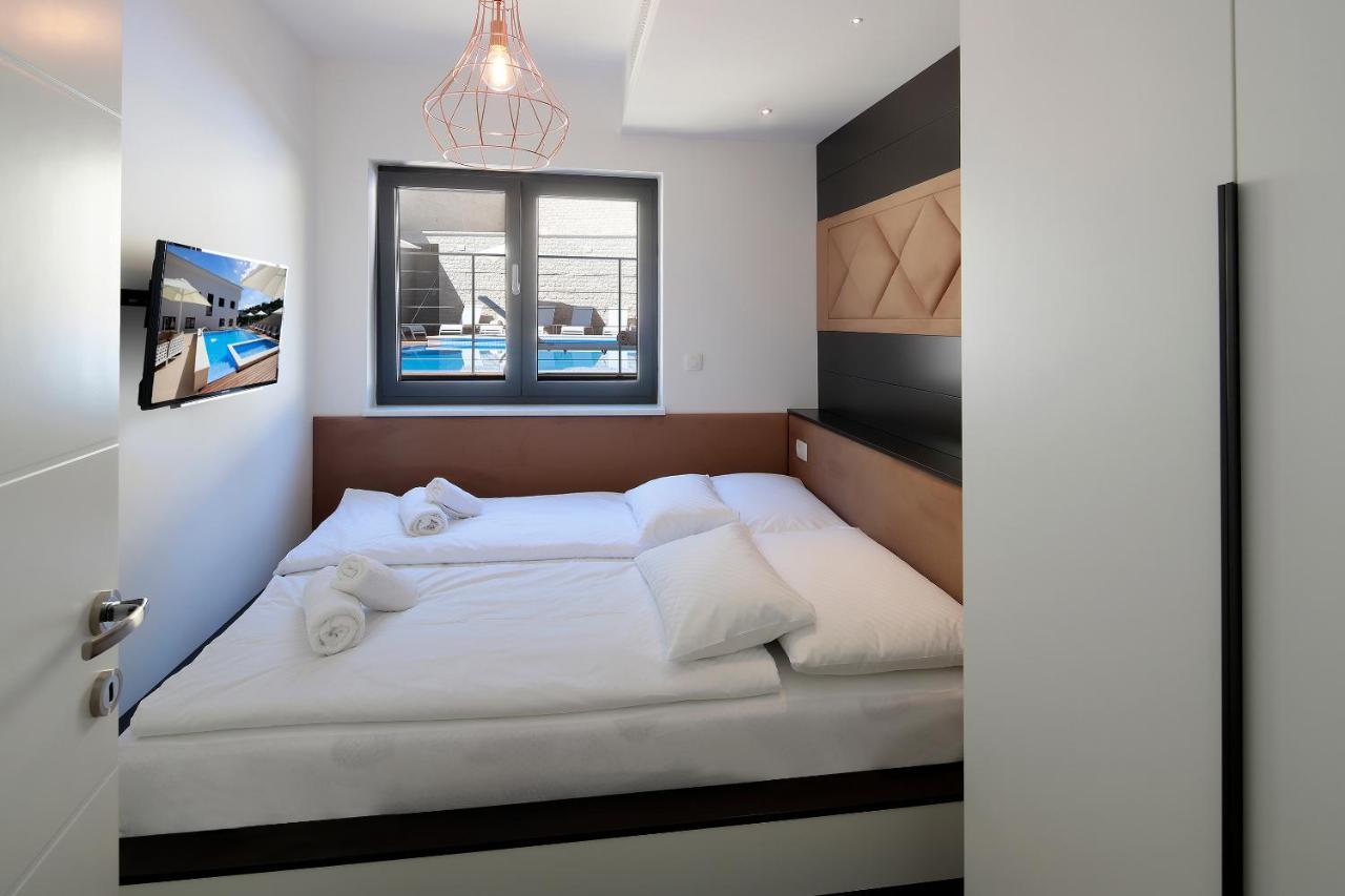 Modena Maris-Heated Pool-Grill-Relax-Jacuzzi Apartments อิตชิชี ภายนอก รูปภาพ